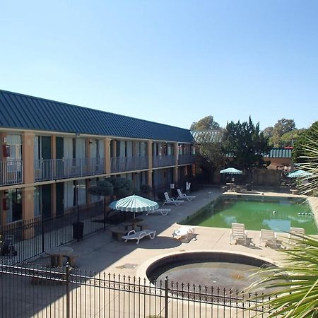 Bossier Inn And Suites Bossier City Zewnętrze zdjęcie